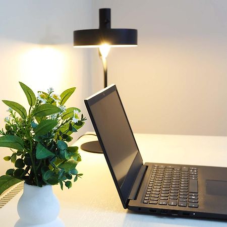 M1, M62, Free Parking, Wifi, 8 Beds, Separate Office Dewsbury Zewnętrze zdjęcie