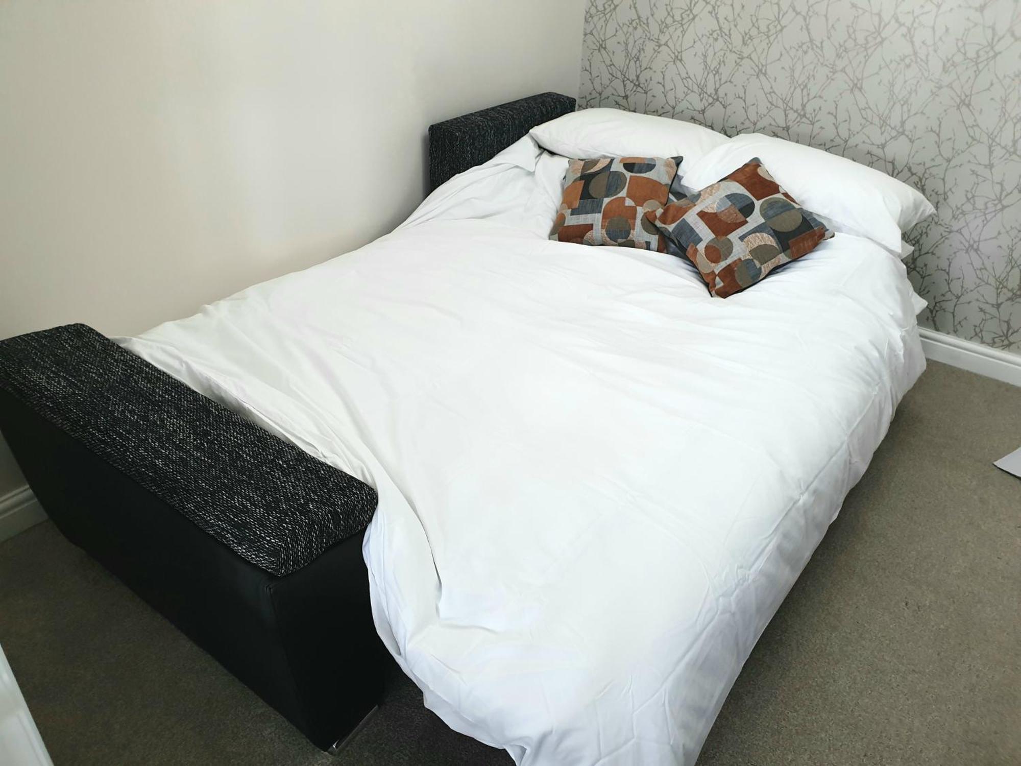 M1, M62, Free Parking, Wifi, 8 Beds, Separate Office Dewsbury Zewnętrze zdjęcie